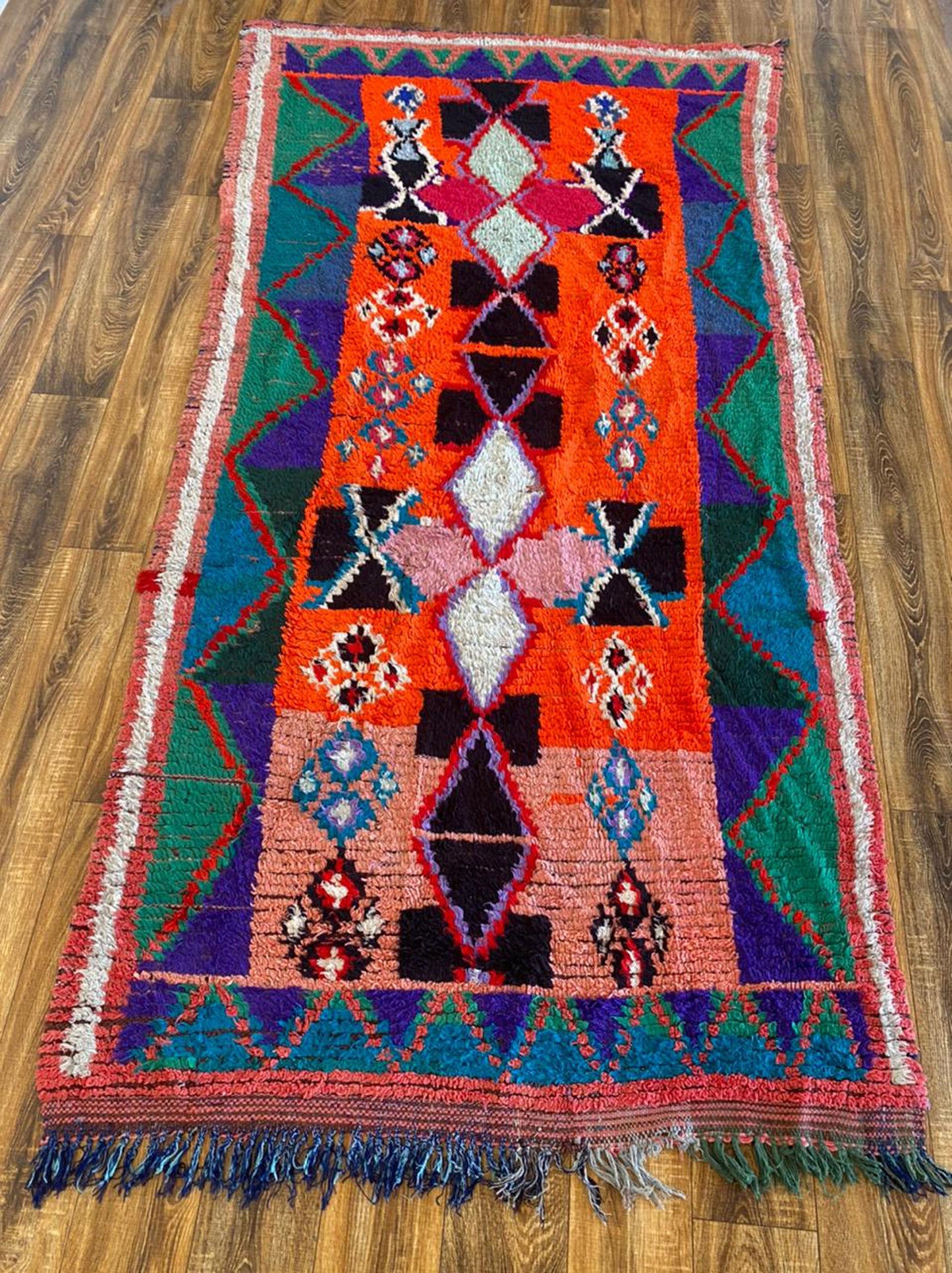 4x9 Moroccan Vintage Berber Handwoven Large area Rug.