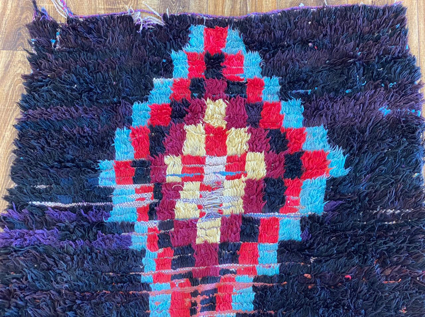 Vintage Moroccan Berber area rug 3x6 ft.