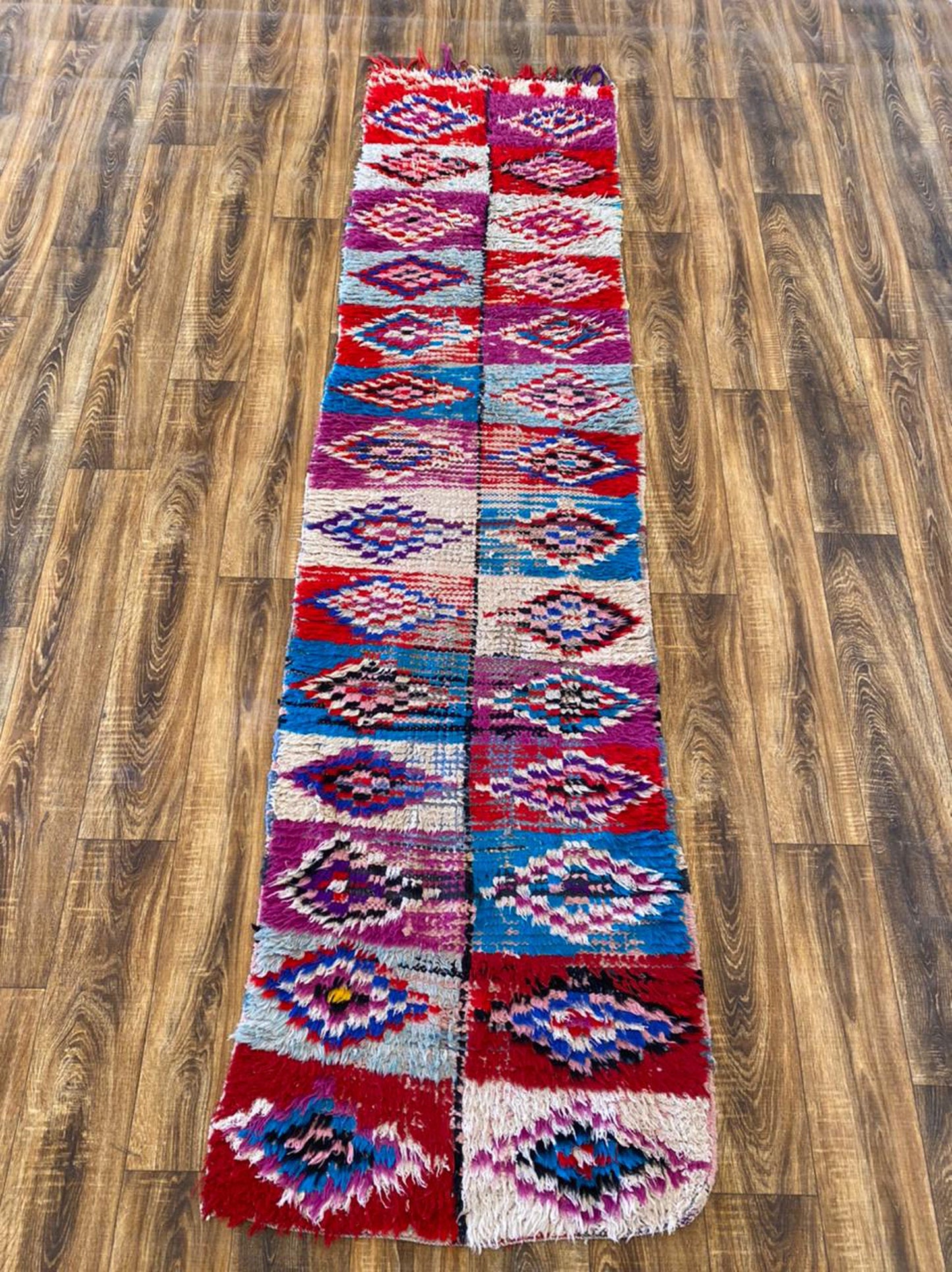 Tapis de couloir marocain vintage 2x9 pieds, tapis de couloir berbère tissé.