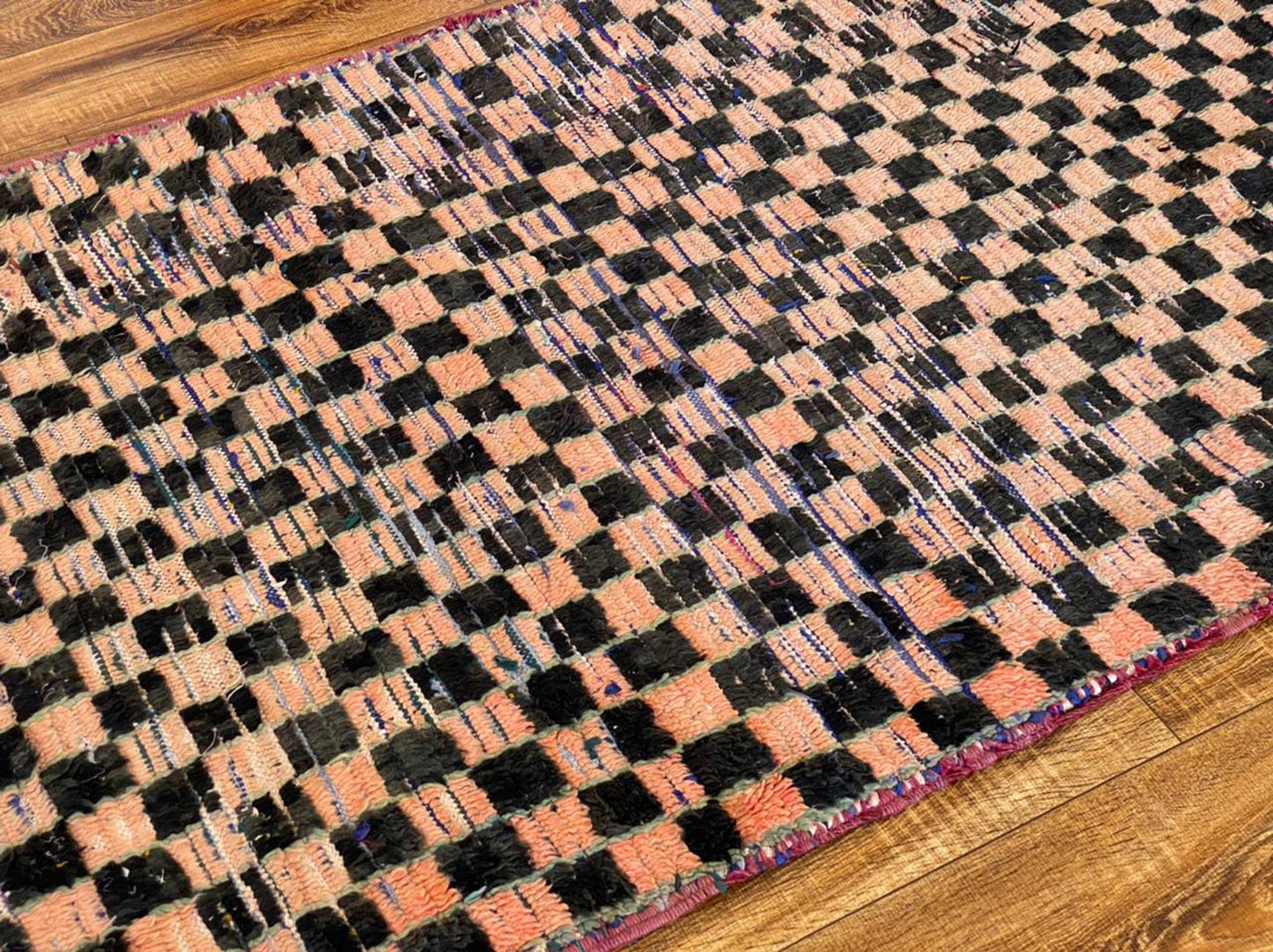 Tapis de couloir marocain à carreaux 4x9 pi.