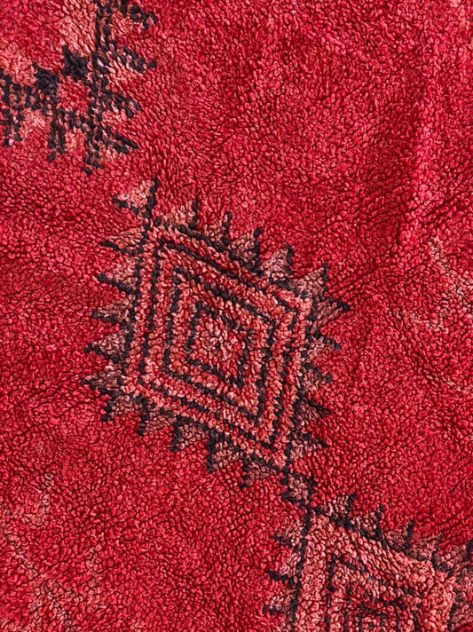 5x11 ft Moroccan vintage large rug.