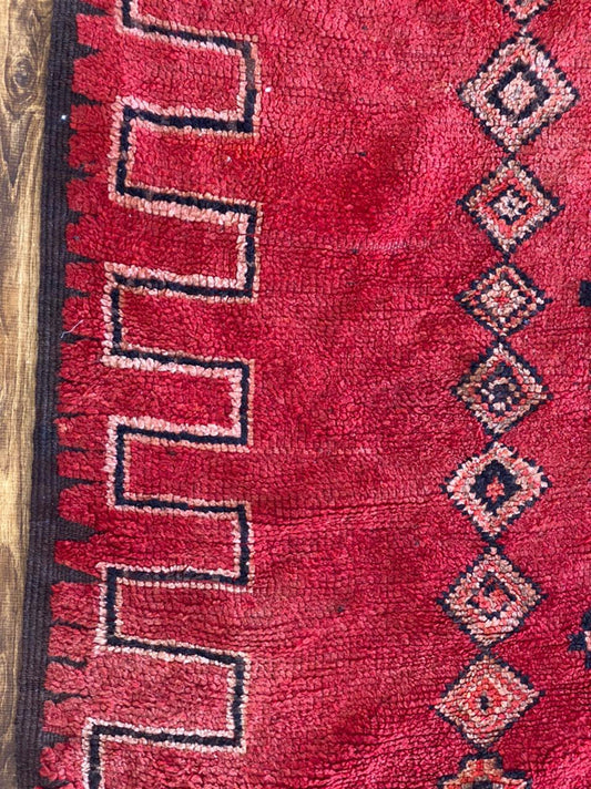 5x10 ft Moroccan vintage large rug.
