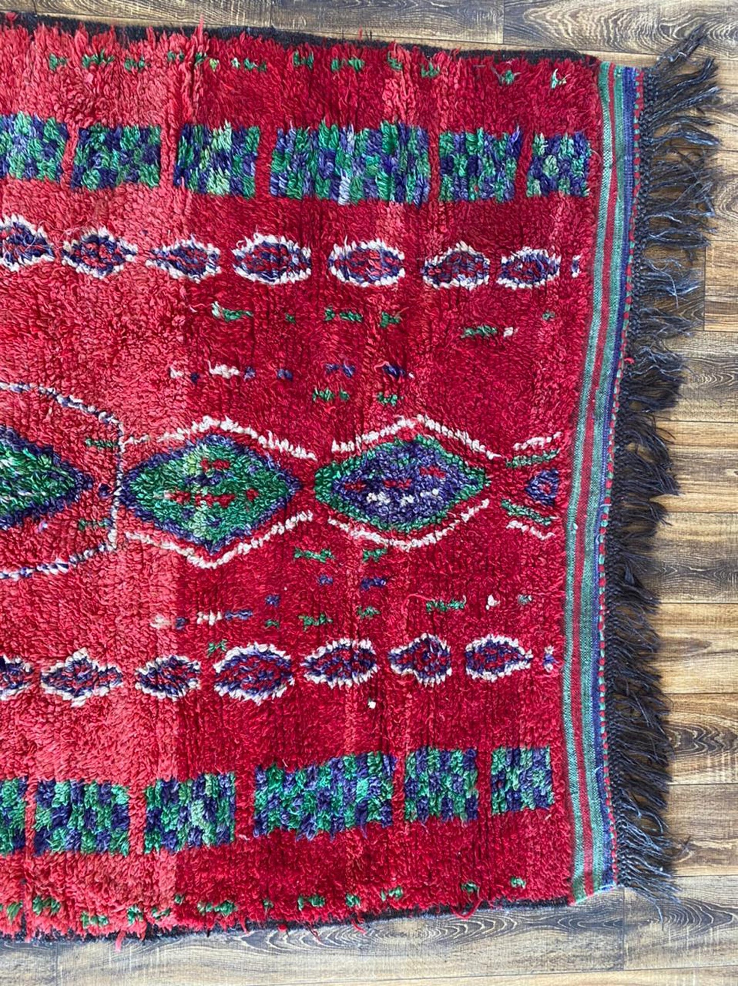 Vintage Moroccan Berber rug 5x7 ft.