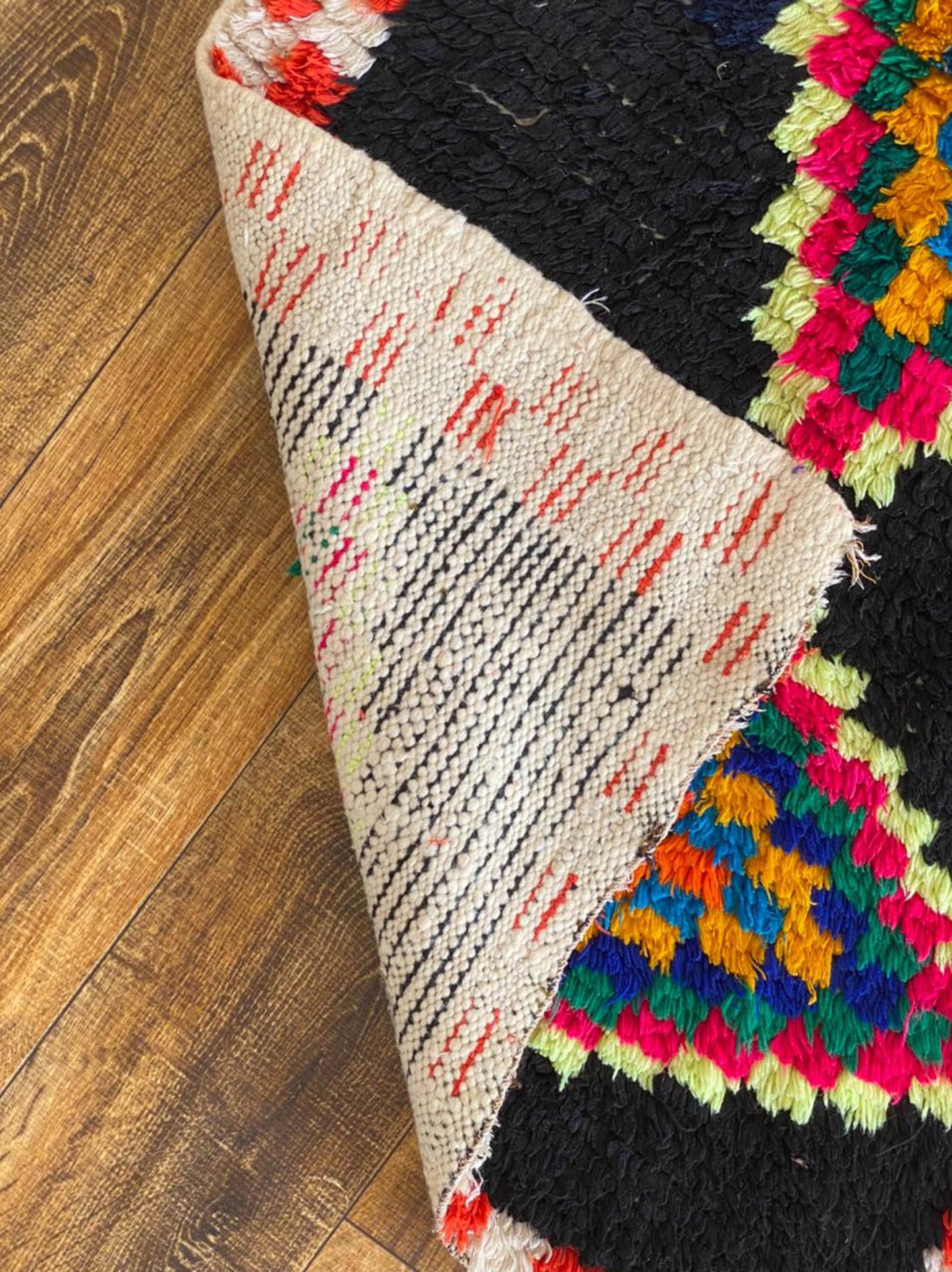 Tapis de couloir marocain étroit de 2 x 10 pieds de long.