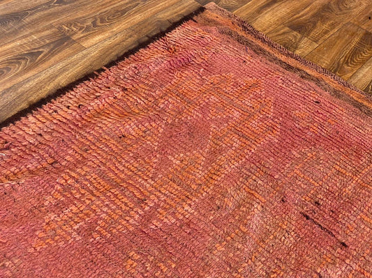 Moroccan vintage Berber rug 5x10 ft.