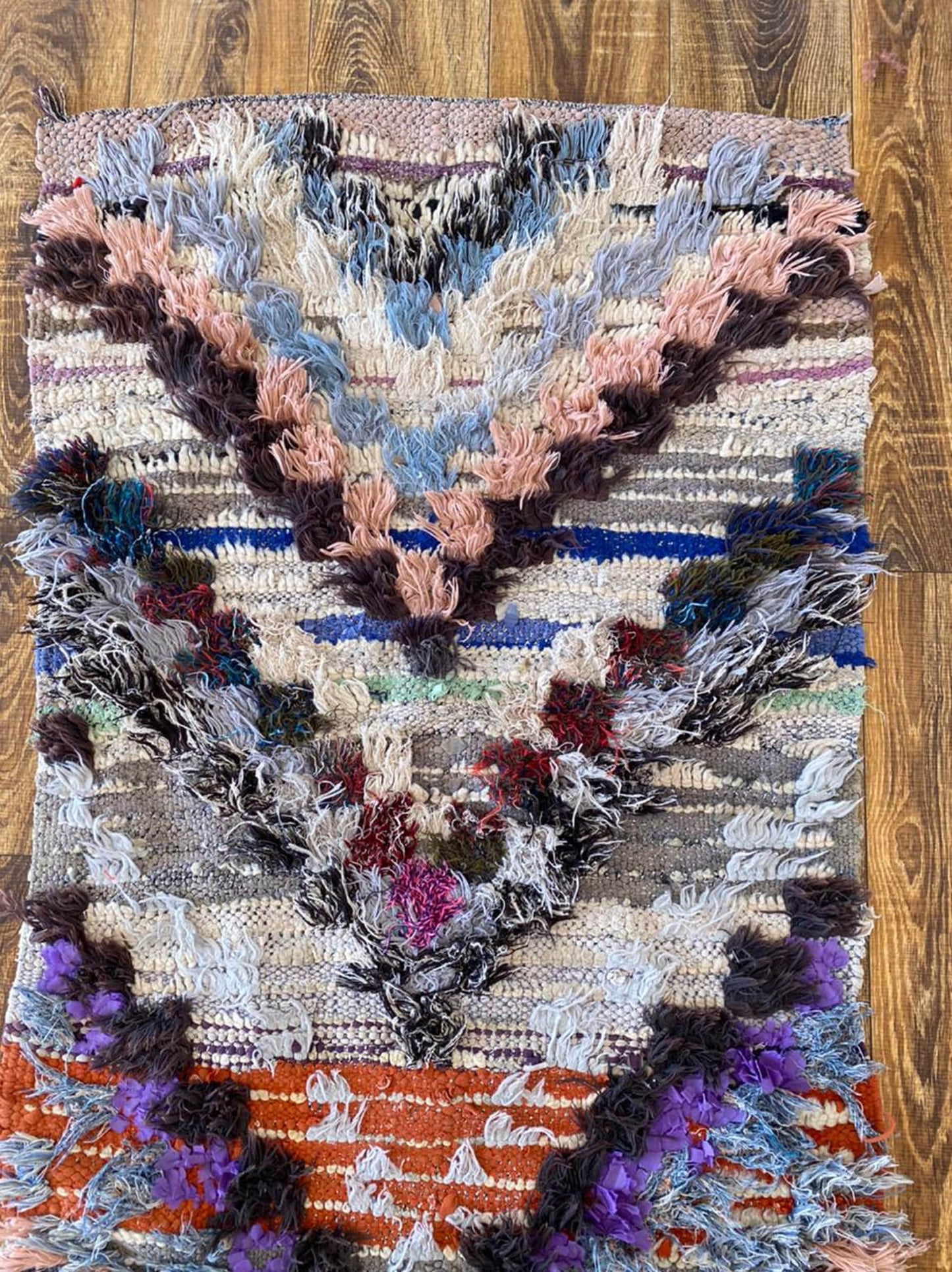 Tapis de couloir marocain étroit et coloré de 2 x 11 pieds.