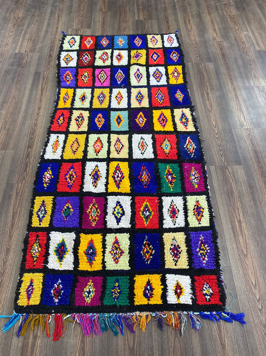 Tapis de couloir marocain vintage de 3 x 7 pieds, vieux tapis rares et colorés.