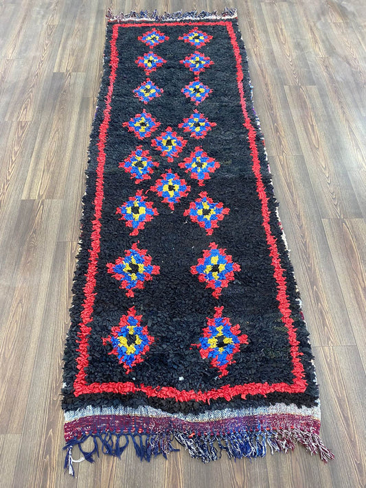 Tapis Boucherouite noir 3 x 9 pieds, tapis vintage marocain.
