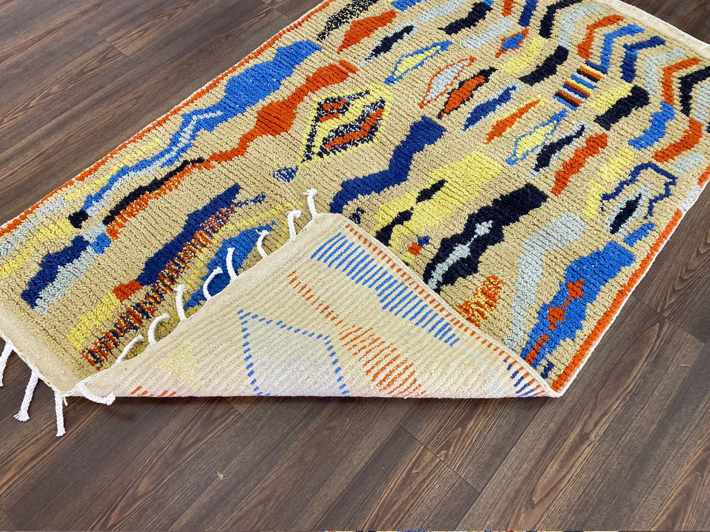 abstract Moroccan area rug 4x6.