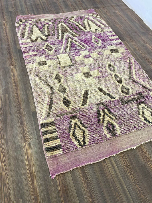 Berber vintage Bohemian Home Rug, 5x8 Moroccan Large Carpet.