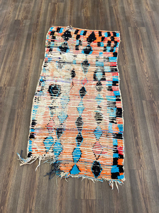 Petit tapis marocain vintage délavé de 3 x 5 pieds, tapis de couleur berbère.