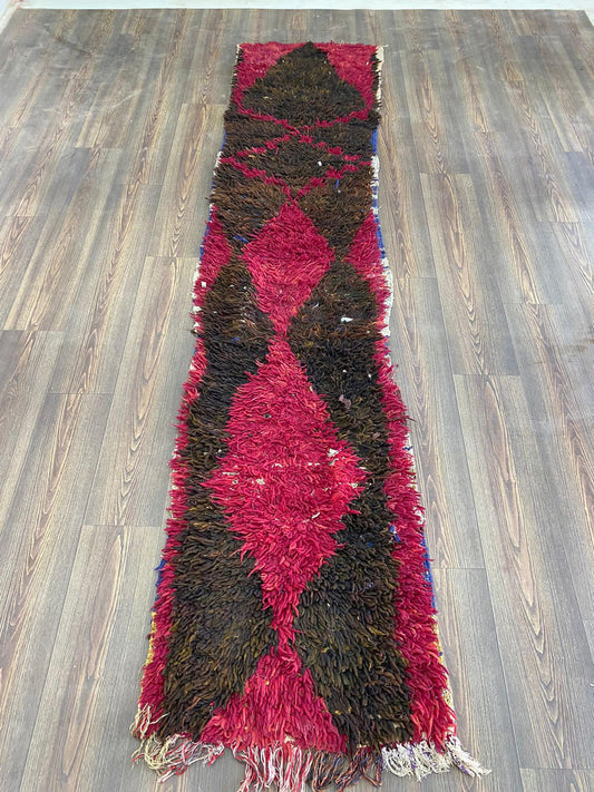 Tapis marocain vintage rouge et noir 3x10 pieds. Tapis berbères étroits et de grande taille