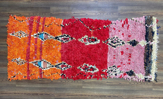 Boucherouite - Tapis de couloir vintage moyen, 3x7 FT, tapis colorés rouges orange et roses.