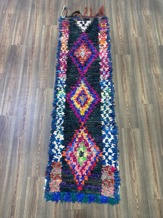 Tapis berbère unique vintage marocain noir 2x8, tapis étroits Boucherouite.