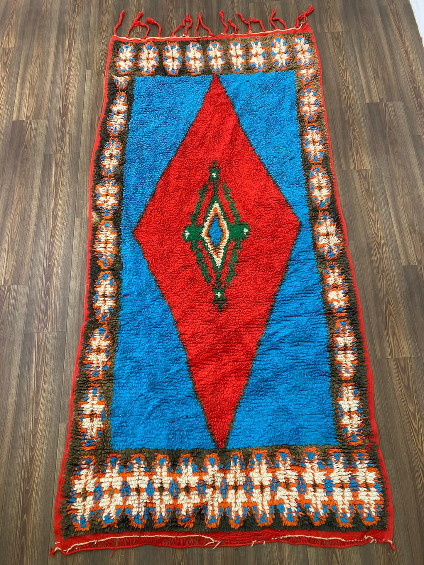 4x9 Moroccan rug, large area Rug, Berber vintage Rug.