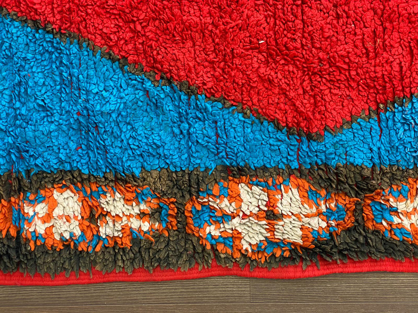 4x9 Moroccan rug, large area Rug, Berber vintage Rug.