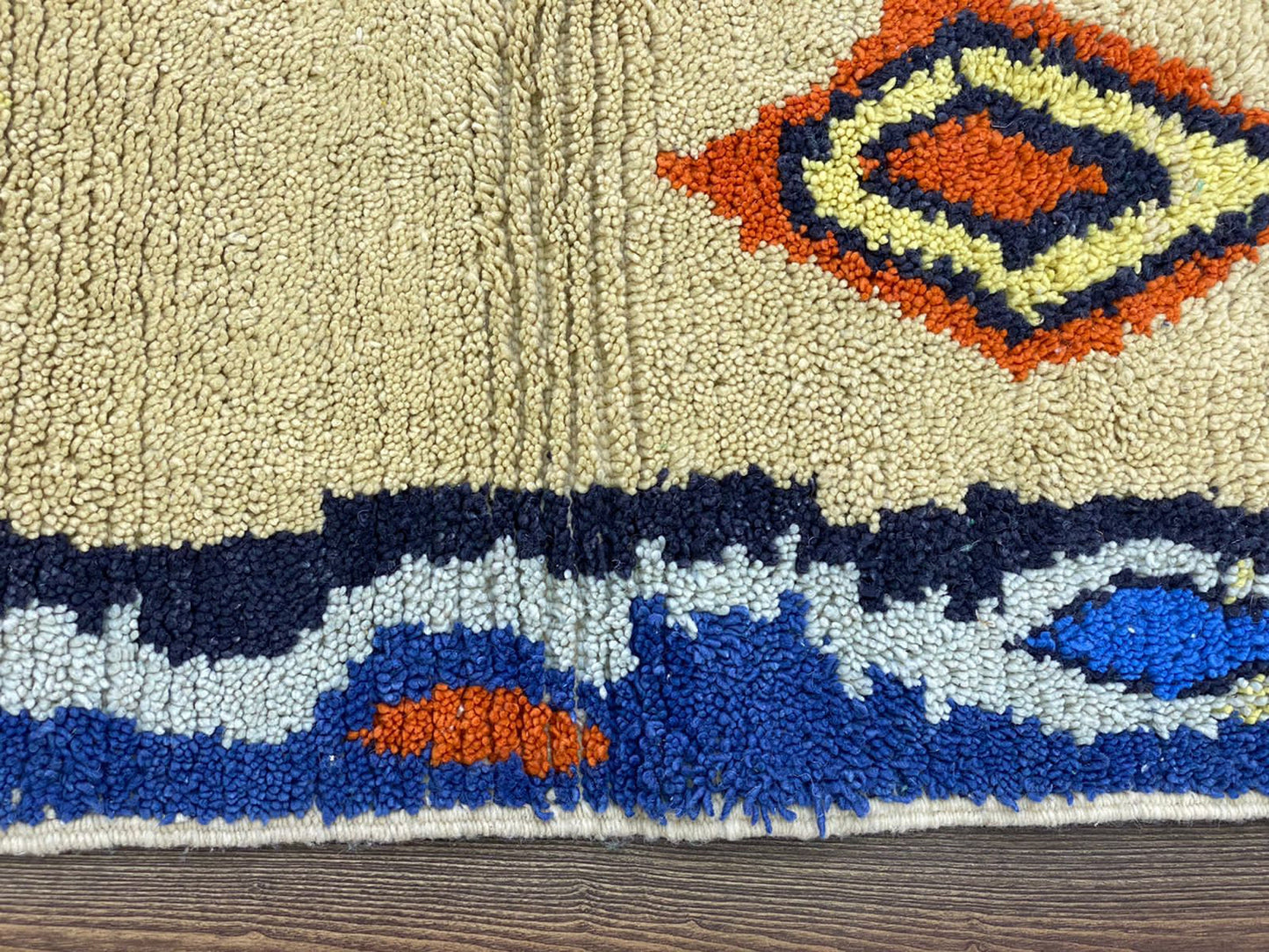 6x4 Feet Berber Moroccan Shag Area Rug.
