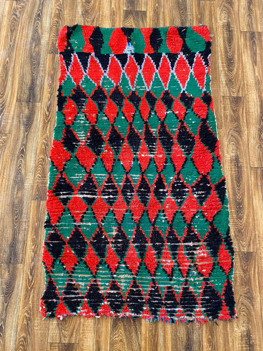 Tapis marocain vintage coloré à motifs de diamants 4x6.