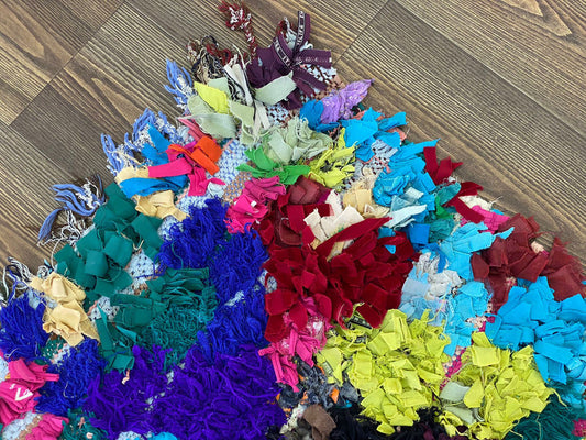 Petit tapis marocain Boucherouite 3x6, tapis shag coloré vintage.