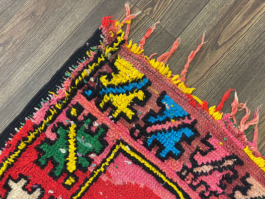 Tapis coureur vintage marocain Azilal rouge 3x6, tapis berbère unique.