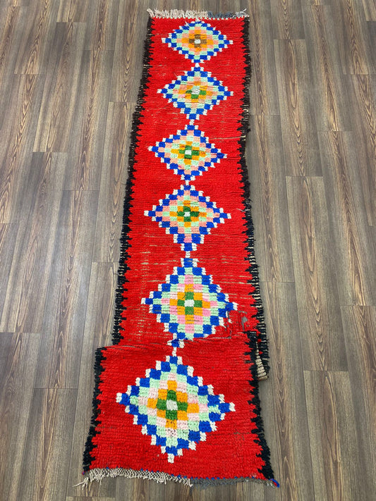 Tapis de couloir marocain rouge vintage 2x10, tapis berbères étroits et longs.