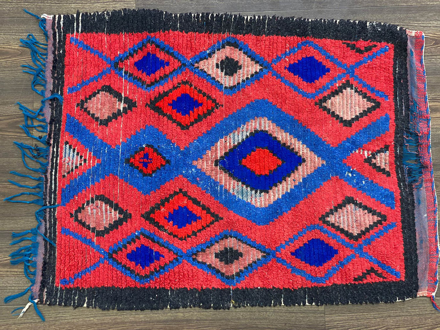 vintage Moroccan Rug, 3x3 FT, Diamond Moroccan Hand woven Rugs.