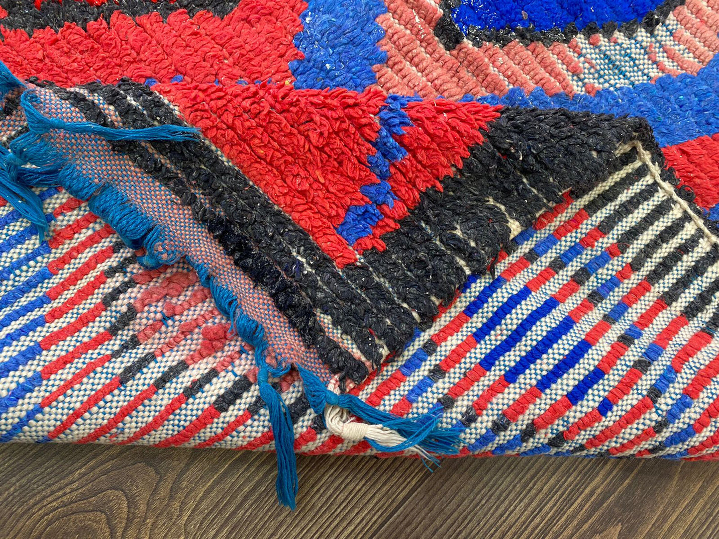 vintage Moroccan Rug, 3x3 FT, Diamond Moroccan Hand woven Rugs.