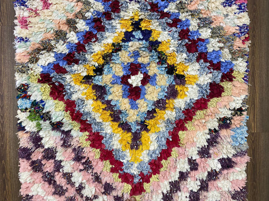 Petit tapis berbère vintage 4x6, tapis marocain Boucherouite coloré.