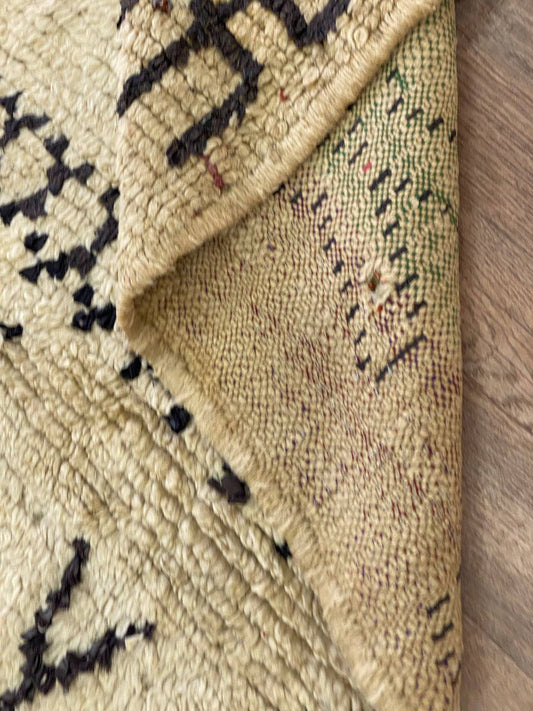 5x6 FT Moroccan woven unique area rugs.