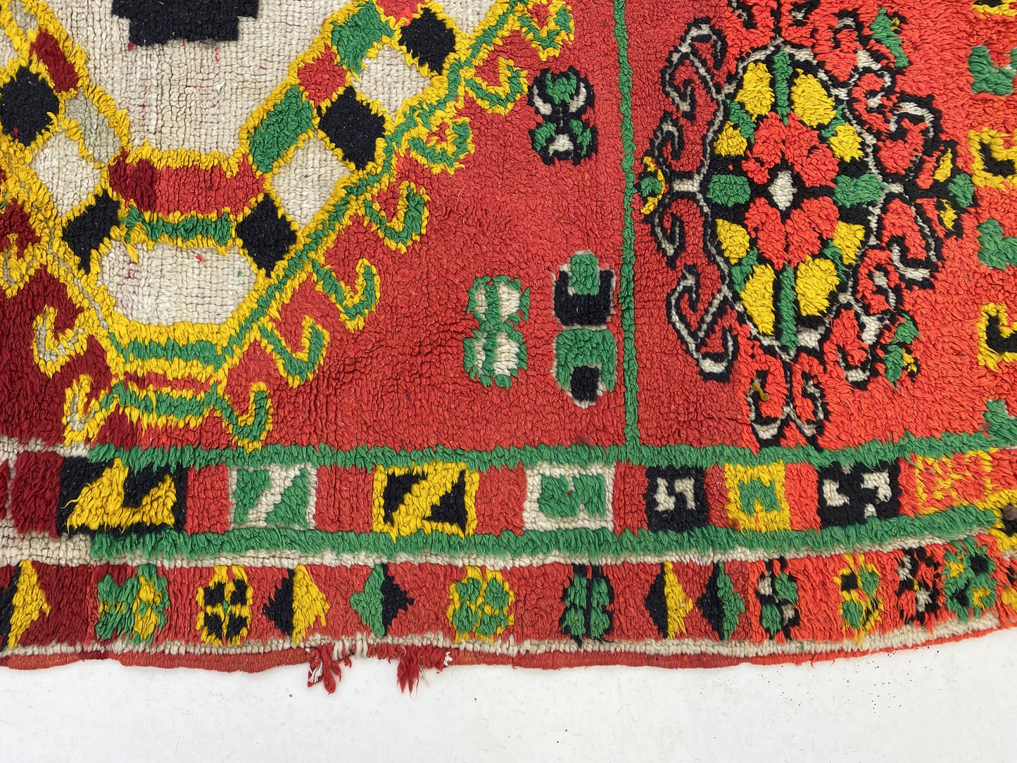 Moroccan colorful Berber area rug 5x7 ft.