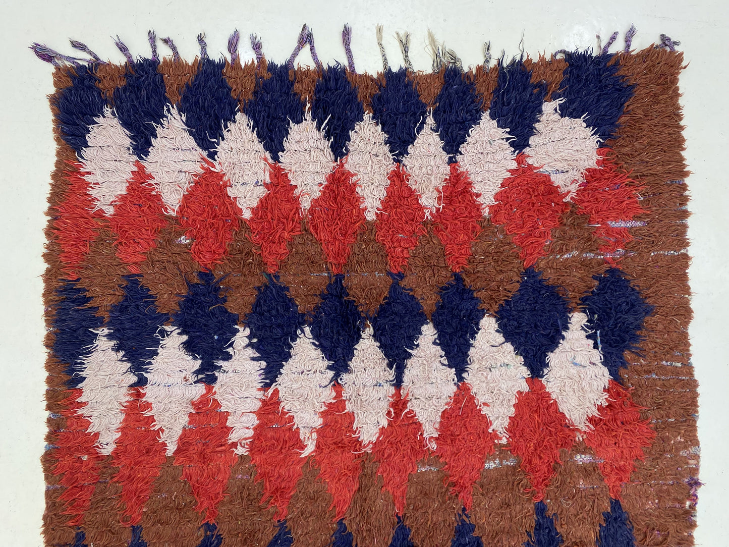 Moroccan Vintage Diamond Boho Area Rug 4x7 .