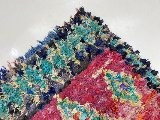 Tapis marocain coloré 4x6, tapis vintage Boucherouite.