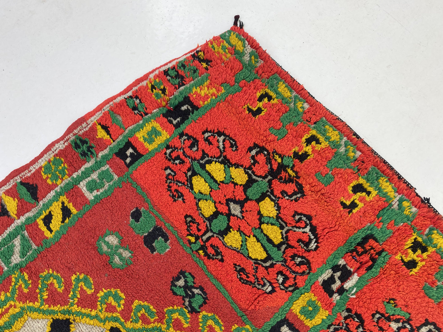 Moroccan colorful Berber area rug 5x7 ft.