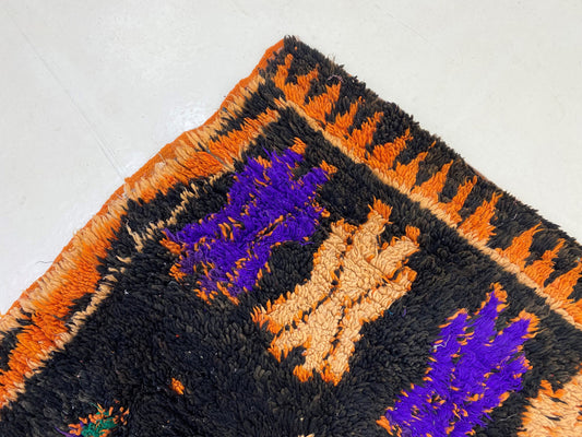 Tapis de couloir berbère marocain 4x8, tapis de couloir vintage coloré.