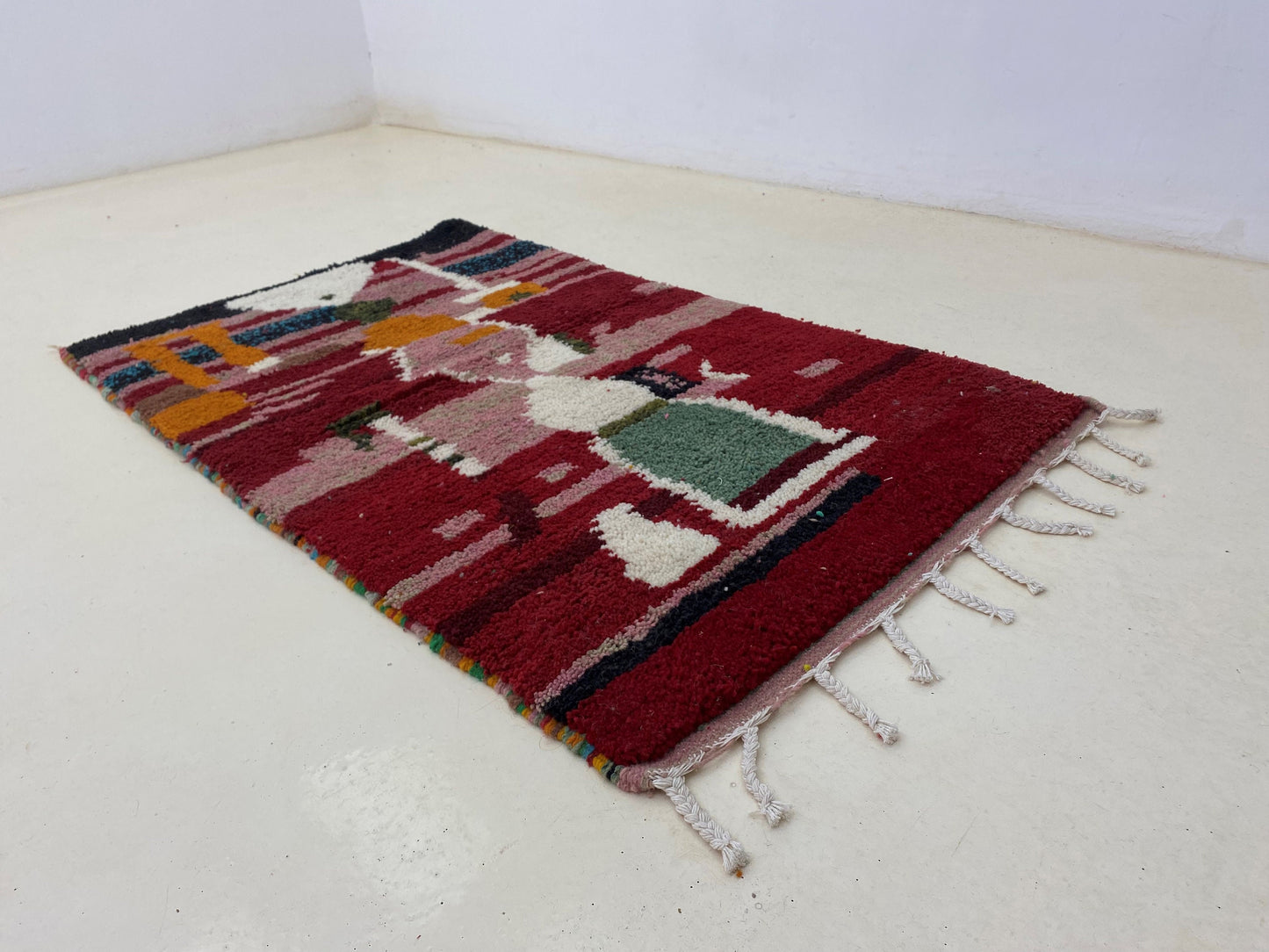 Tapis berbère marocain fabriqué à la main - Tapis unique personnalisé - Tapis fabriqué sur commande.