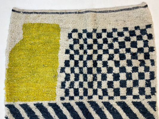 Tapis berbère marocain coloré, tapis personnalisé fait main pour la cuisine.