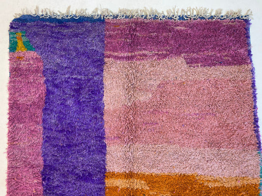 Tapis berbère marocain coloré, tapis bohème personnalisé unique.