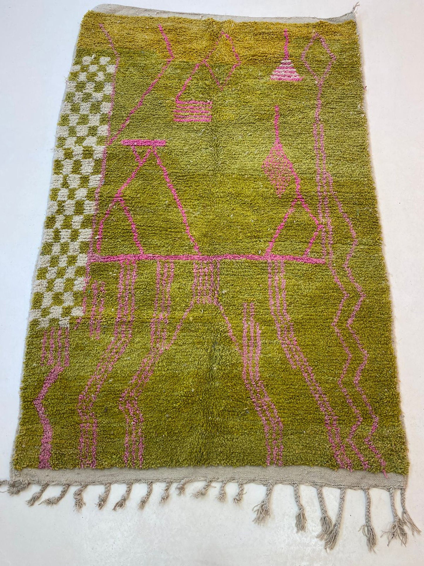 Tapis marocain coloré fabriqué à la main, tapis en laine tissé personnalisé.