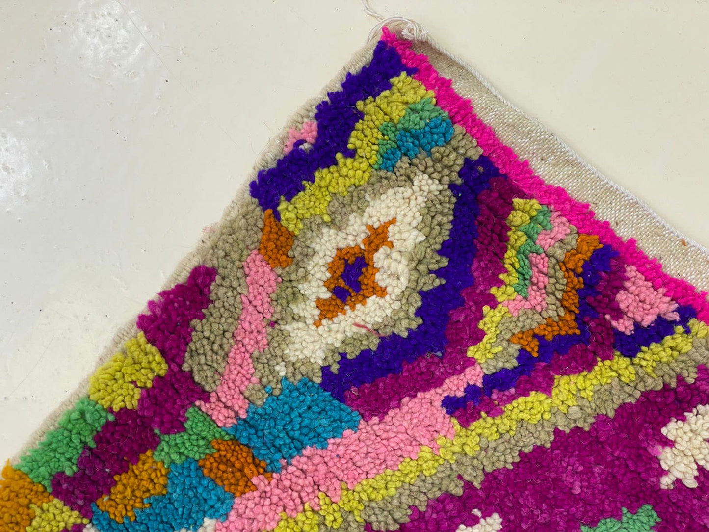 Tapis de couloir berbère marocain, tapis de couloir tissé à la main sur mesure.