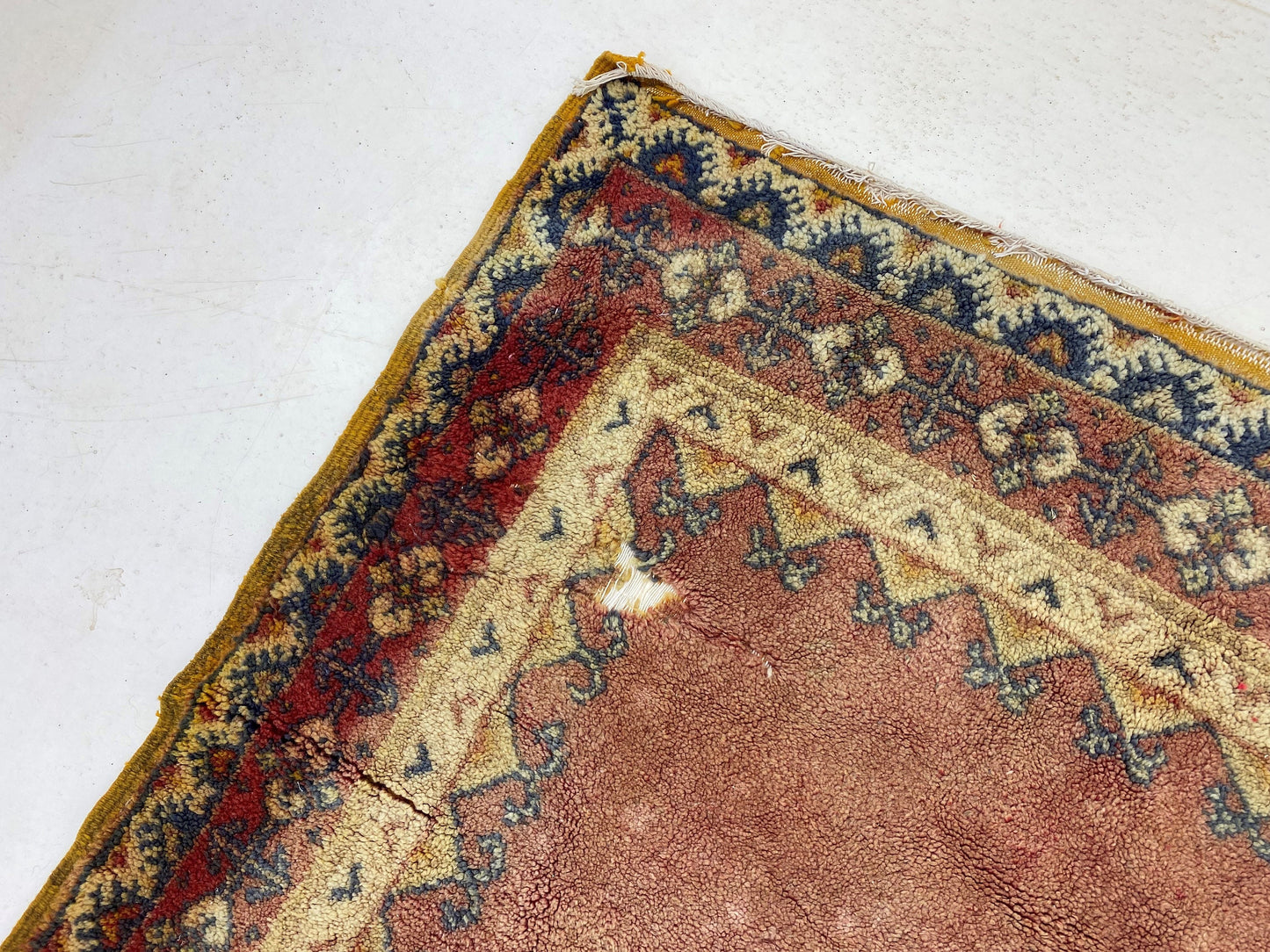 Unique Bohemian Moroccan Area Rug 6x9 ft.