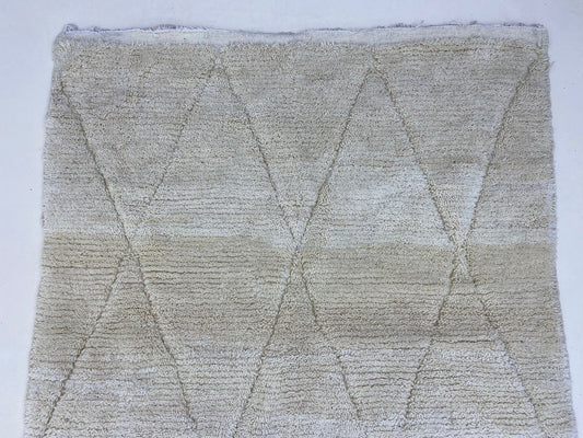 Solid White Diamond Rug. Handmade Moroccan Berber Bohemian Decor.