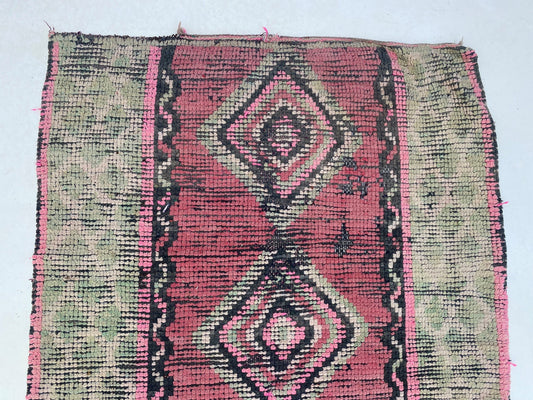 Faded Vintage Moroccan 4x7 Rug, Flatweave Diamond Wool Area Rug.