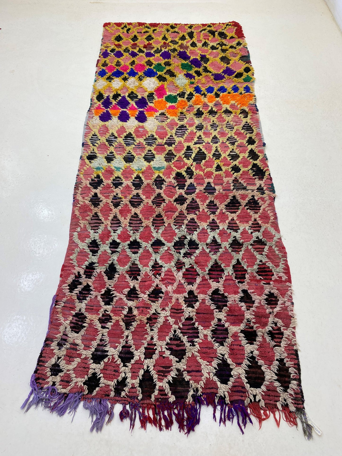 Moroccan Rug Runner, 4x10 Vintage Unique Rug, Unique Wool Boho Runner.