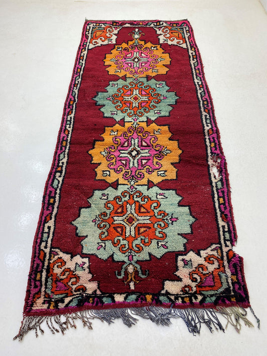 Tapis de couloir berbère marocain luxueux 4x9, décoration d'intérieur vintage en laine.