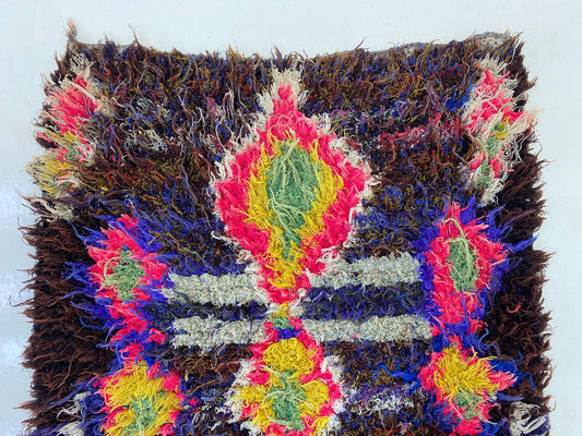 Tapis de couloir berbère usé en forme de diamant, 3x7, tapis marocain vintage.