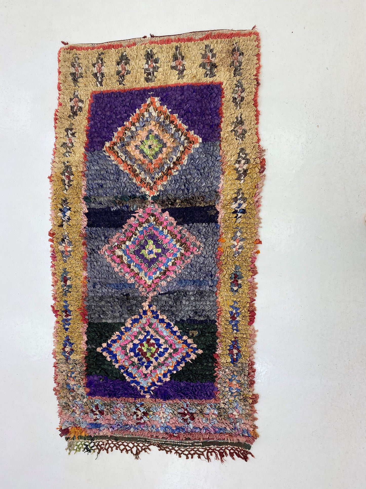 Small Vintage 3x6 Rug, Moroccan Rug, Cool and Stylish Rug.