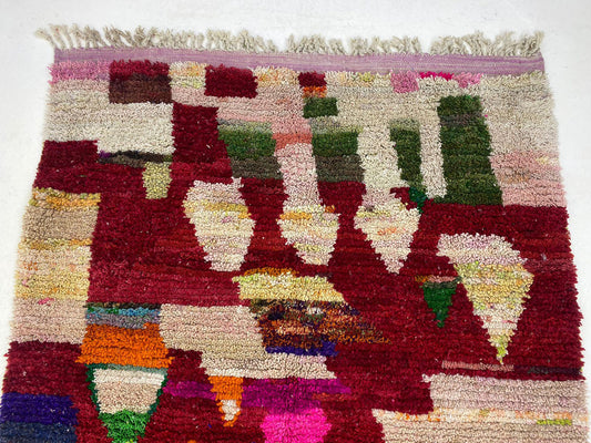 Tapis berbère marocain fabriqué à la main, tapis personnalisé unique.