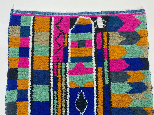 Tapis berbère marocain tissé à la main unique, tapis de style tribal.