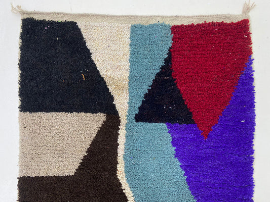 Tapis marocain fait main, tapis au design berbère coloré personnalisé.