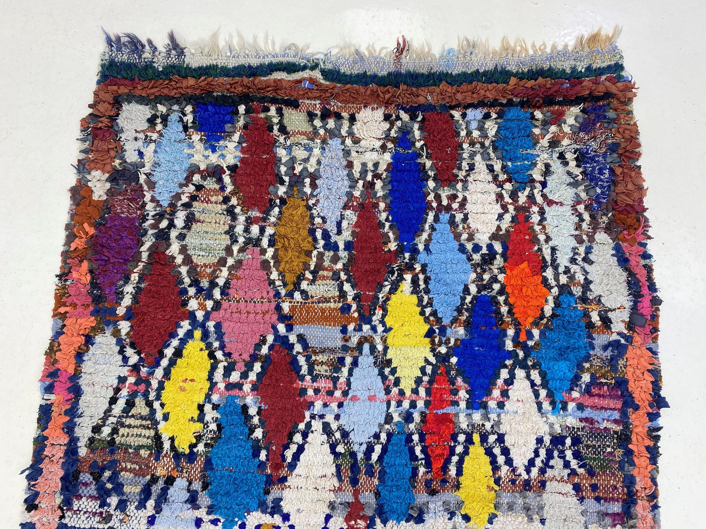 Boucherouite Diamond Moroccan area rug 4x7.